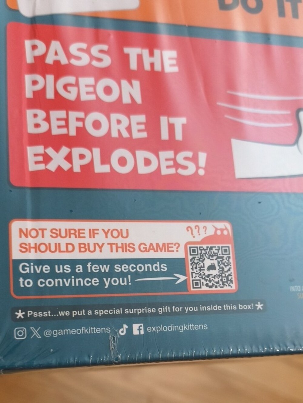 Exploding Kittens, Exploding Pigeon Party Game Ages 7+ NWT - Picture 5 of 5